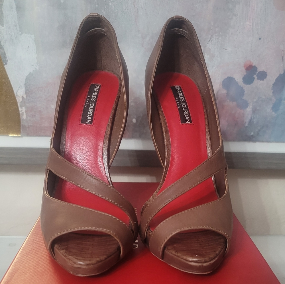 Charles Jourdan Paris - Eaden Tpelea Brown Heel